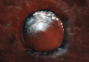 El orbitador ExoMars capta a un “pastel de terciopelo rojo” en la superficie de Marte