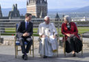 Papa reitera su perdón a los indígenas durante su viaje a Canadá y advierte de «nuevas colonizaciones»