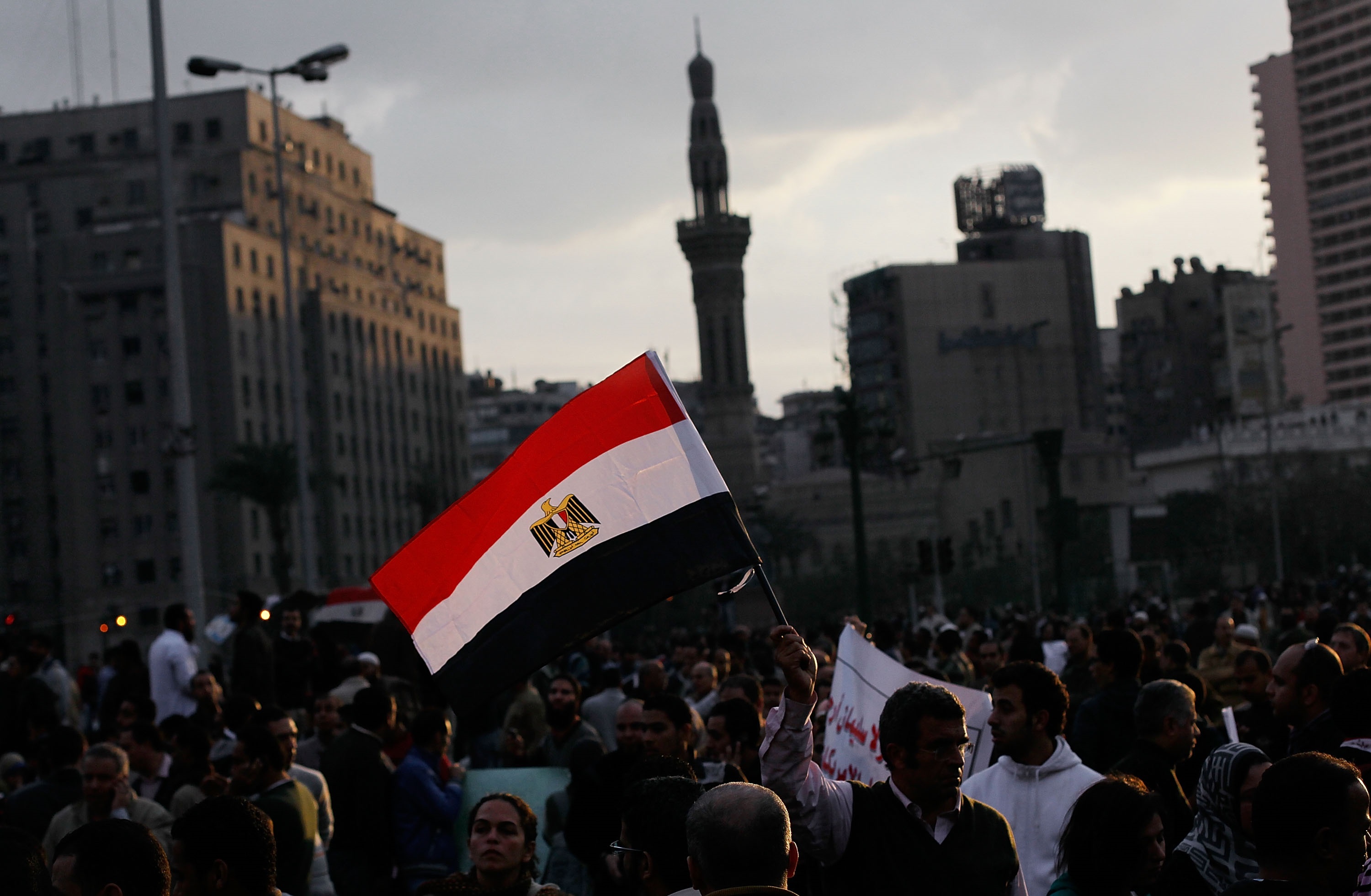 La Embajada de Egipto recomendó tomar “el máximo de precauciones durante la salida del país” y evitar “zonas peligrosas”, un llamado al que se sumaron las legaciones diplomáticas de China, EEUU, Kazajistán y Uzbekistán. CHRIS HONDROS
